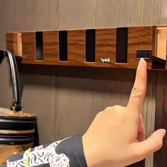 【新家的100个快递】胡桃木色门后挂钩免打孔壁挂收纳置物架衣钩,收纳整理,挂门置物架,淘宝优惠券,粉丝福利购,淘宝优惠卷