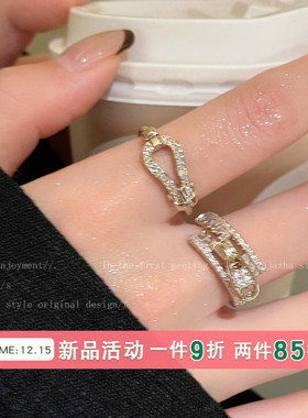 闪钻金色马蹄扣戒指女款2025新