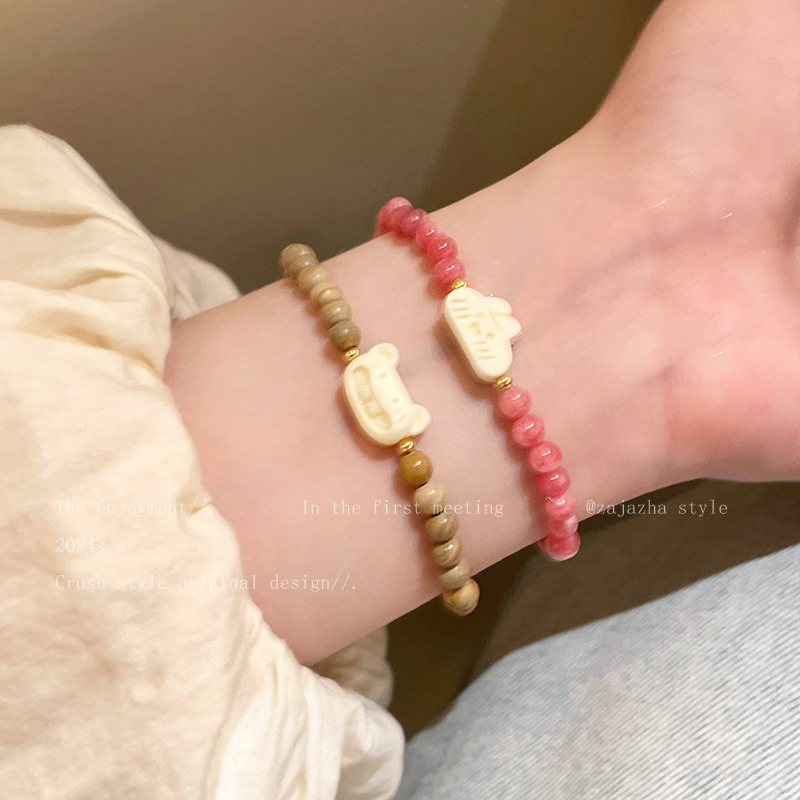 可爱小熊绿檀木串珠手链女轻奢高级感小众设计精致手串新中式手饰