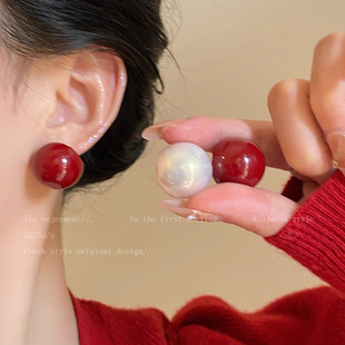 珠光半圆大珍珠耳环女士优雅气质百搭银针耳钉轻奢高级感夸张耳饰