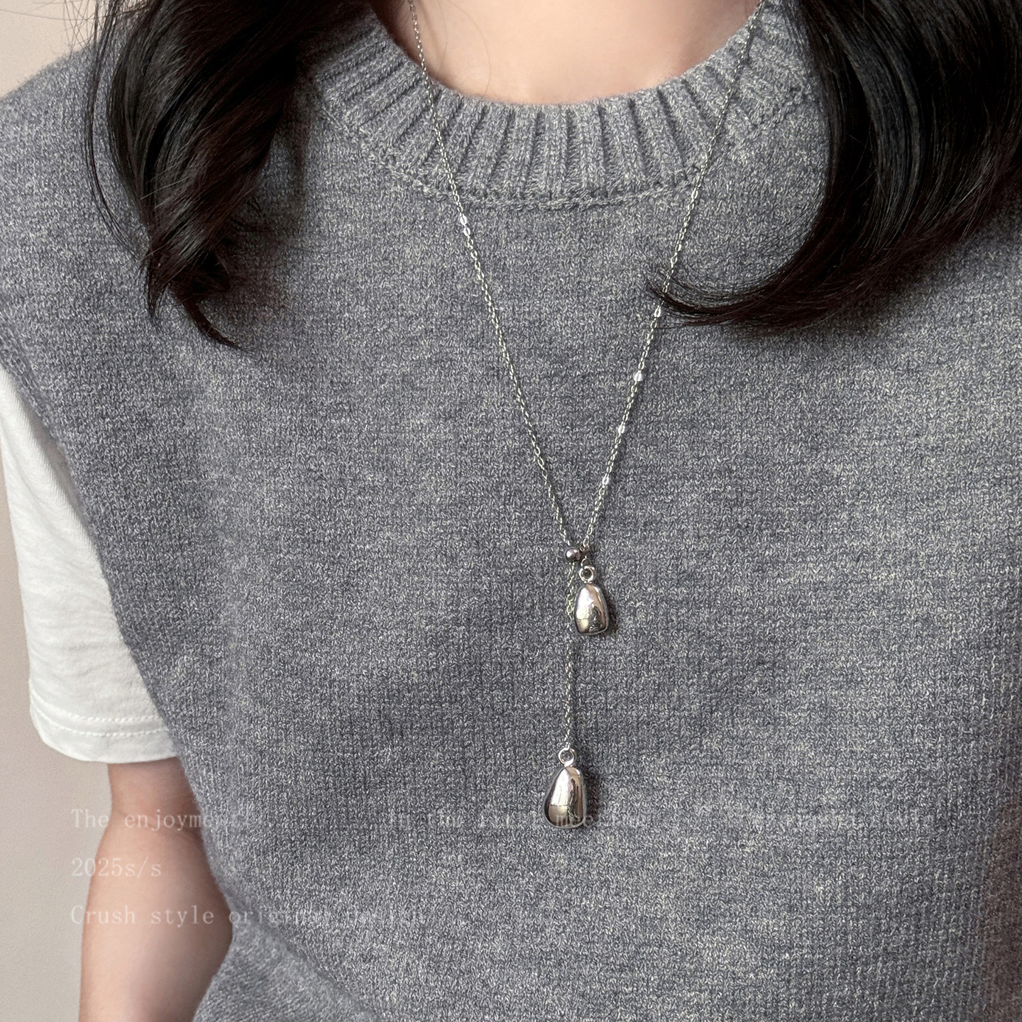 店主推荐！极简风水滴吊坠项链女