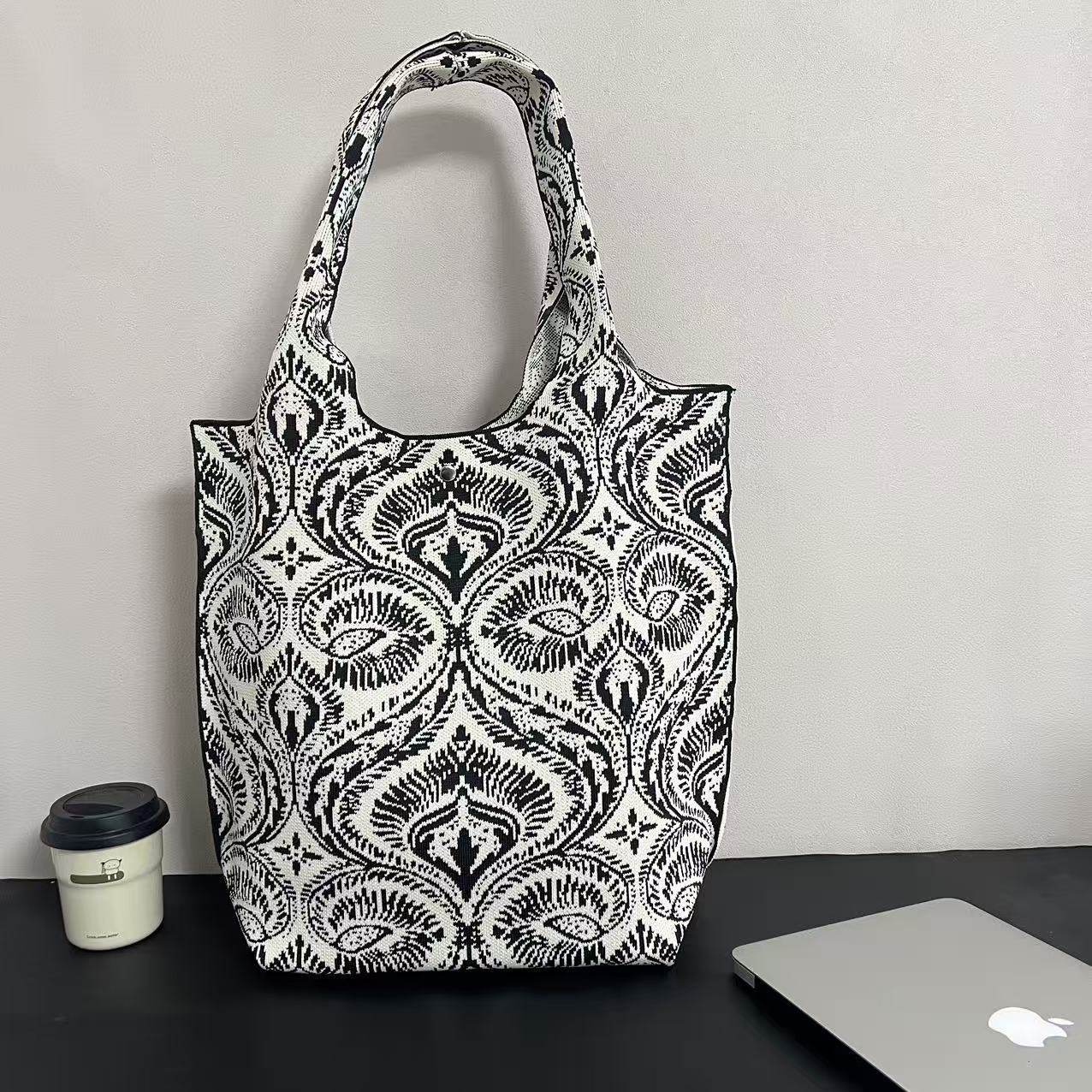 新疆艾德莱斯高级感大容量针织腰果休闲出行上班通勤手提包托特包,箱包皮具/热销女包/男包,水桶包,淘宝优惠券,粉丝福利购,淘宝优惠卷