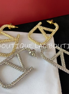 欧美字母V方形镶钻耳环夸张个性耳钉小众时髦高级感耳饰气质百搭