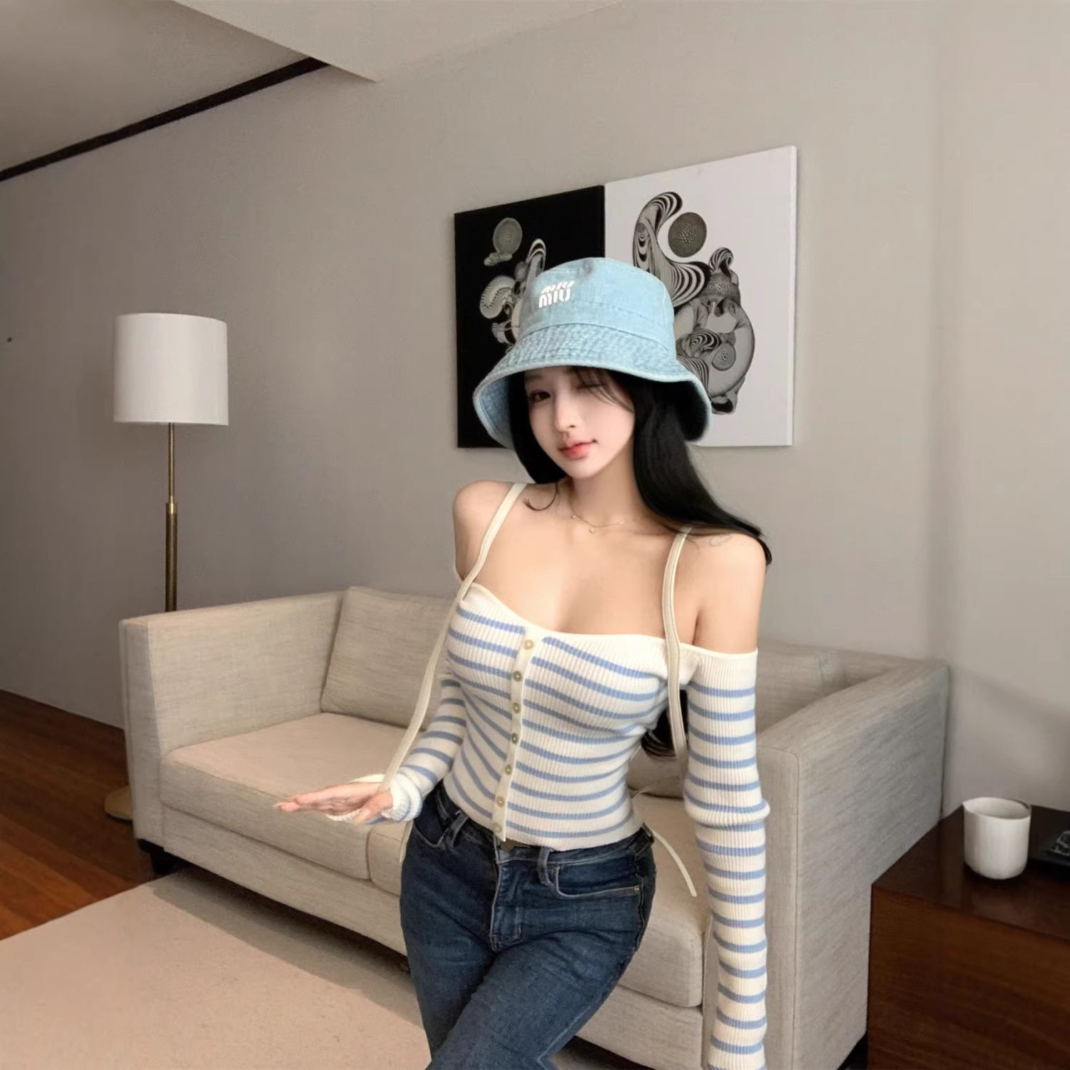 韩系蓝白条纹一字肩长袖T恤女春秋露肩设计感修身显瘦打底衫上衣,女装/女士精品,毛针织衫,淘宝优惠券,粉丝福利购,淘宝优惠卷