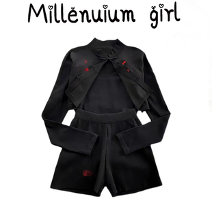 秋季套装女学生针织吊带+开衫外套+短裤刺绣腊梅辣妹毛织三件套装