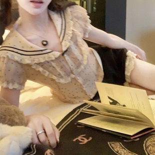 「甜心波点」古早奶茶色少女秘事氛围感穿搭风琴褶海军领显瘦上衣