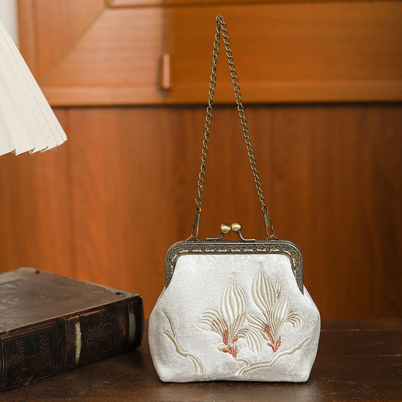 新中式中国风刺绣旗袍口金包包复古女款包手提汉服包古风零钱小包
