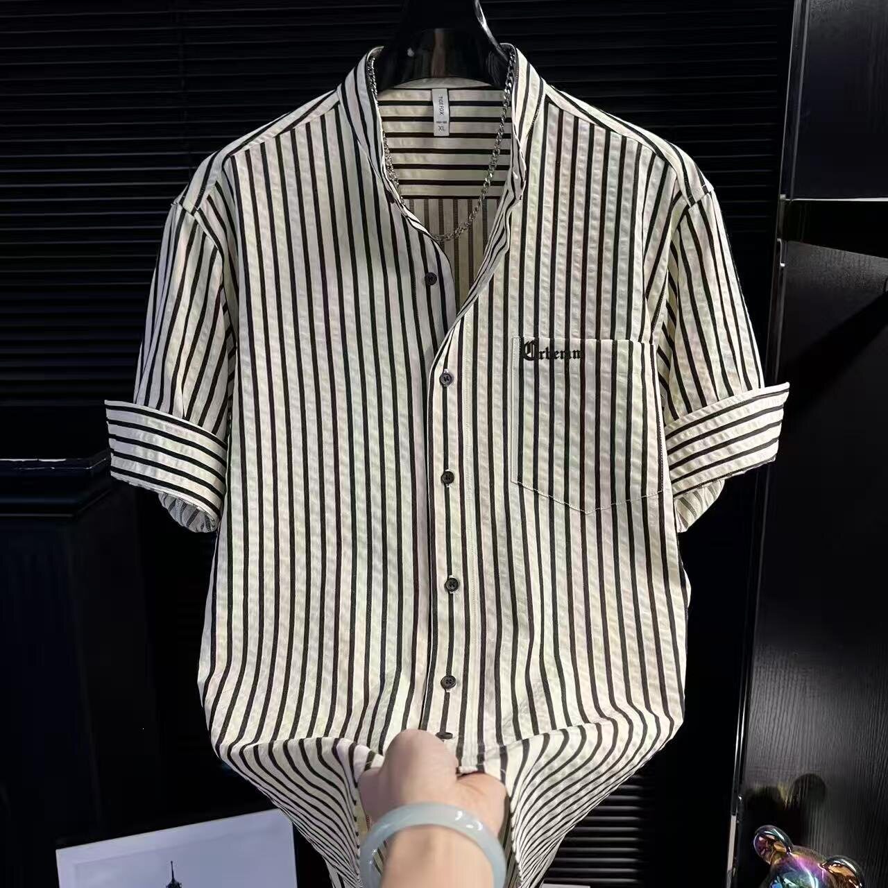 维乾男装文艺港风条纹男生短袖垂感休闲衬衣男韩系穿搭设计感衬衫