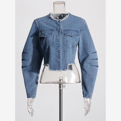 街头潮流风收腰显瘦牛仔衣