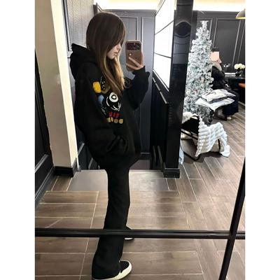 国潮牌美式复古勋章字母刺绣连帽卫衣女秋冬加绒加厚宽松情侣外套