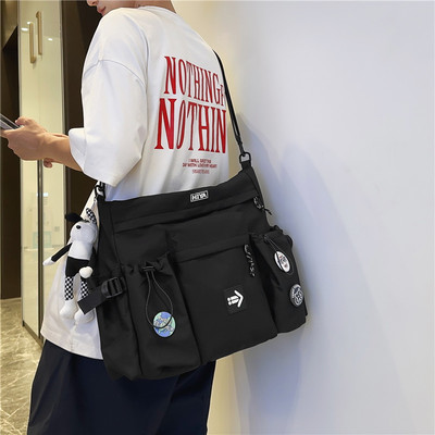 斜挎包男款大容量通勤新款青少年单肩背包男高中生潮学生手提包包