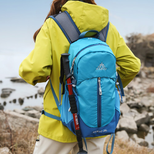 户外防水登山包男士轻便旅行双肩包女夏徒步运动爬山露营背包25L