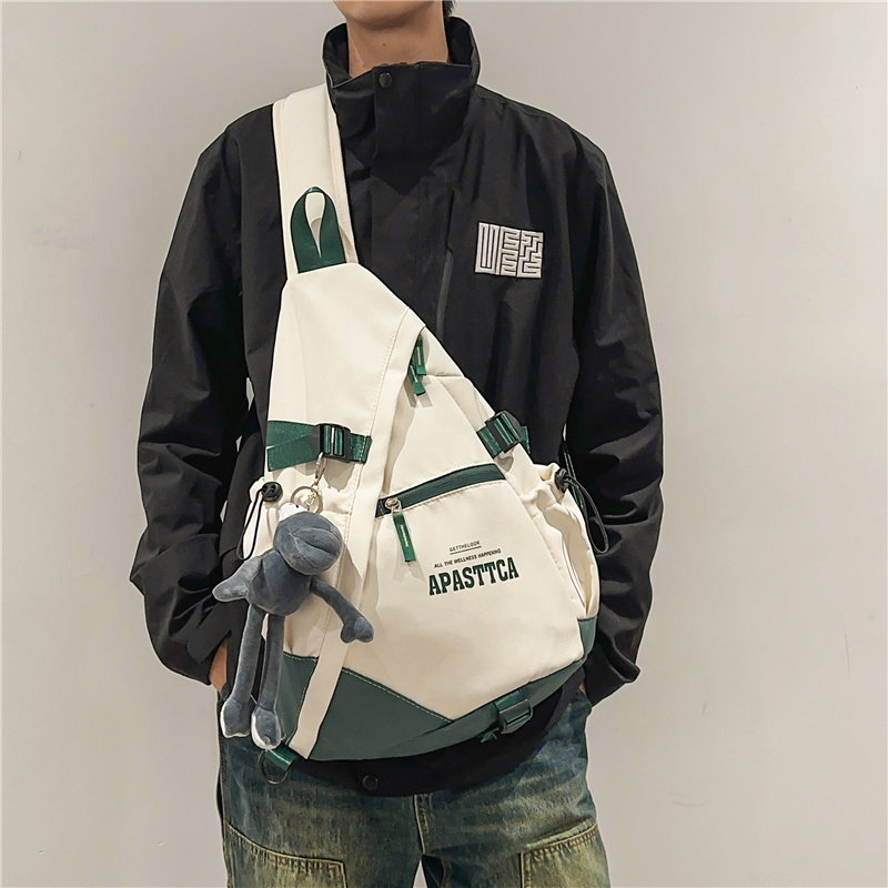 胸包斜挎包男男款2025新款潮百搭大容量背包运动风骑行斜跨单肩包,箱包皮具/热销女包/男包,胸包,淘宝优惠券,粉丝福利购,淘宝优惠卷