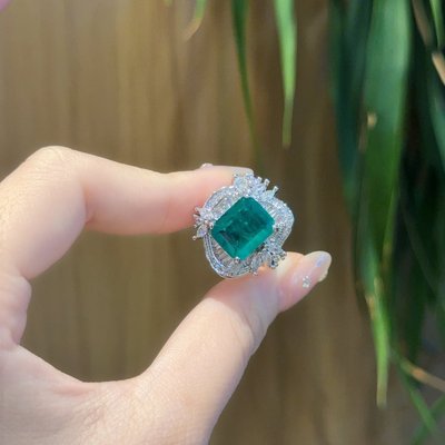 新品仿真祖母绿奢华重工指环
