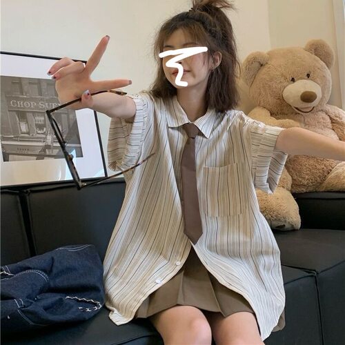 两件套装港风学生条纹衬