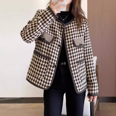 小香风千鸟格短款外套女2
