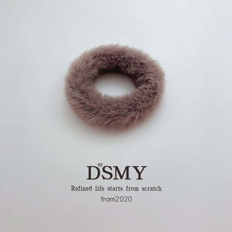 柔软舒适的秋冬毛毛扎头发皮筋