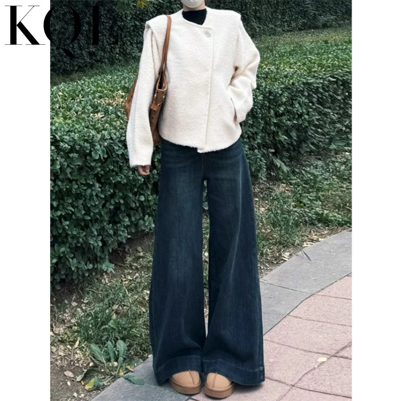 怀旧蓝色高腰微喇牛仔裤女四季常规宽松阔腿不贴腿垂感马蹄喇叭裤