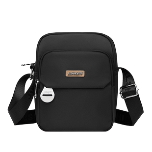 新款包包女2025年爆款高级感秋冬牛津布轻便斜挎小方包简约单肩包