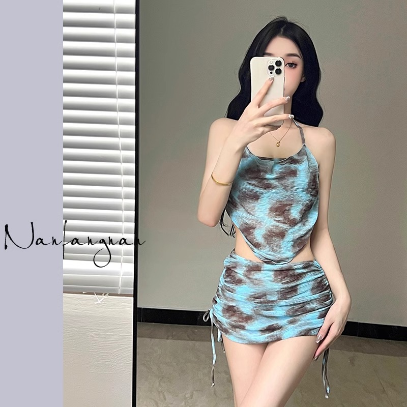 美拉德比基尼泳衣性感分体纯欲风小胸聚拢遮肚度假温泉泳衣三件套