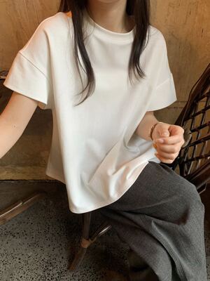 2026新款女士短袖T恤圆领修身百搭显瘦宽松舒适透气Kn 81029