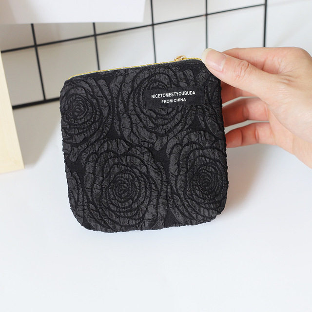 ins小香风玫瑰花小型化妆包女高级感口红收纳包唇膏粉饼收纳袋