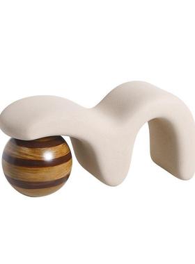 北欧ins风抽象艺术M形球创意摆件样板房客厅餐边柜新奇特家居饰品