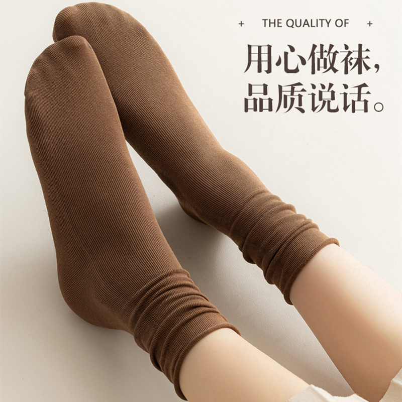 咖啡色系中筒女小皮鞋袜子