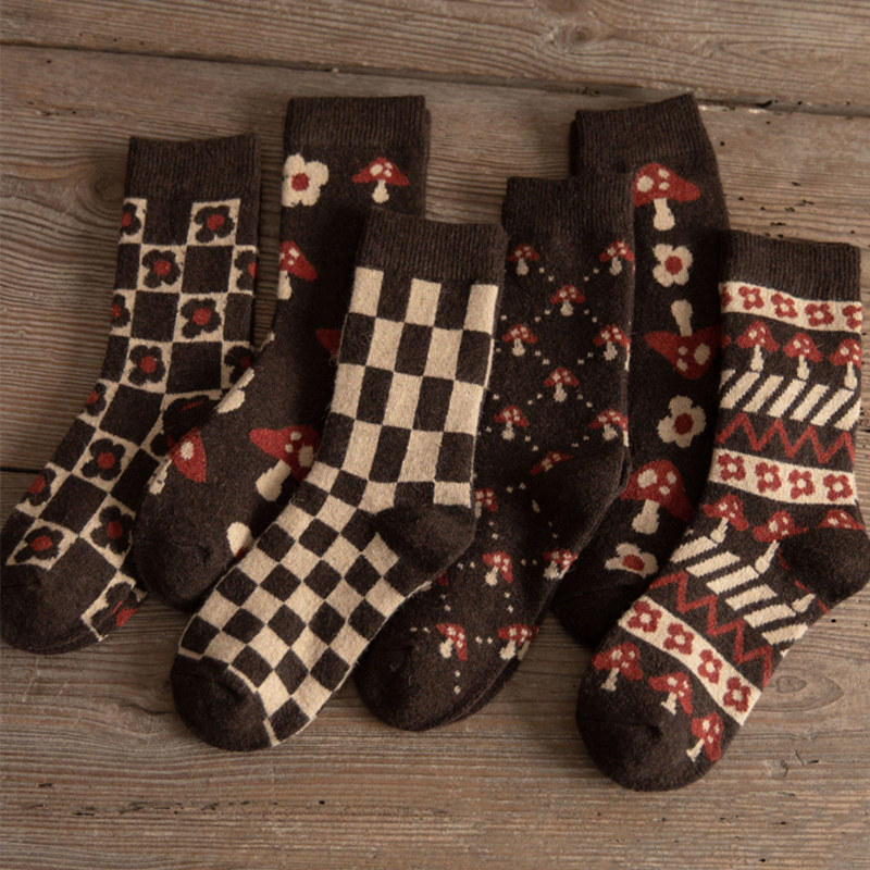 冬季加绒加厚保暖羊毛绒中筒袜子女ins森系风潮流外穿中筒袜子,服饰配件/皮带/帽子/围巾,多件套,淘宝优惠券,粉丝福利购,淘宝优惠卷