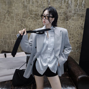 十三粥 Y家衬衫 简约气质上衣女秋时尚百搭通勤实穿宽松遮肉长袖