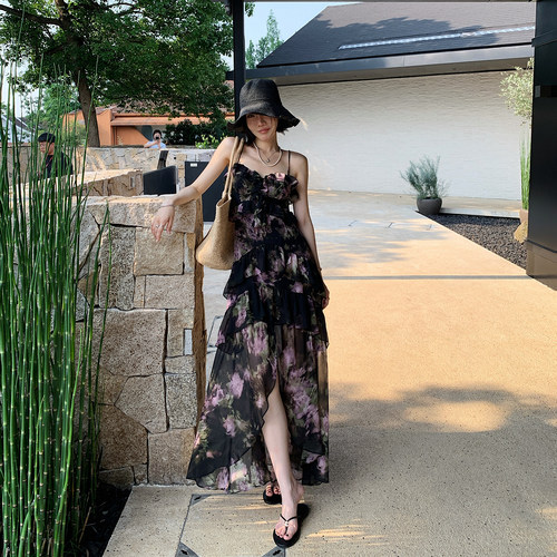 十三粥 迷迭花园 法式碎花不规则气质收腰吊带时尚夏季连衣裙女