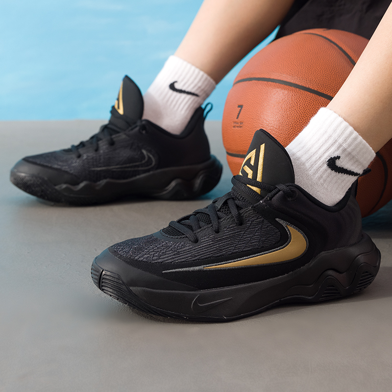 耐克（NIKE）学生青少年男女鞋 2025秋季新款比赛训练实战缓震耐