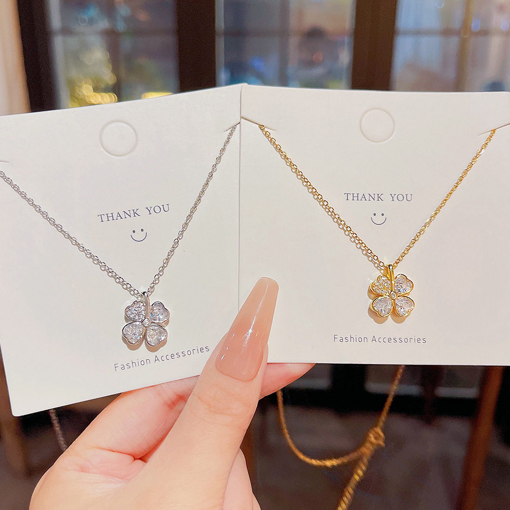精致四叶花瓣项链不掉色女夏季轻奢小众吊坠颈链百搭高级感锁骨链