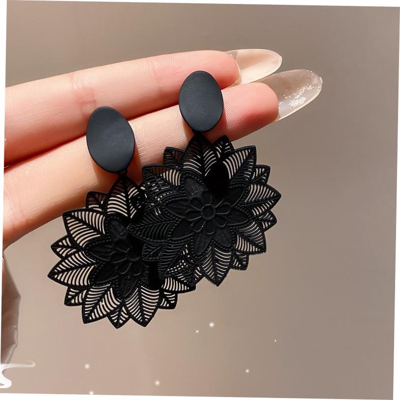 覆古黑森林花大空心图案耳环