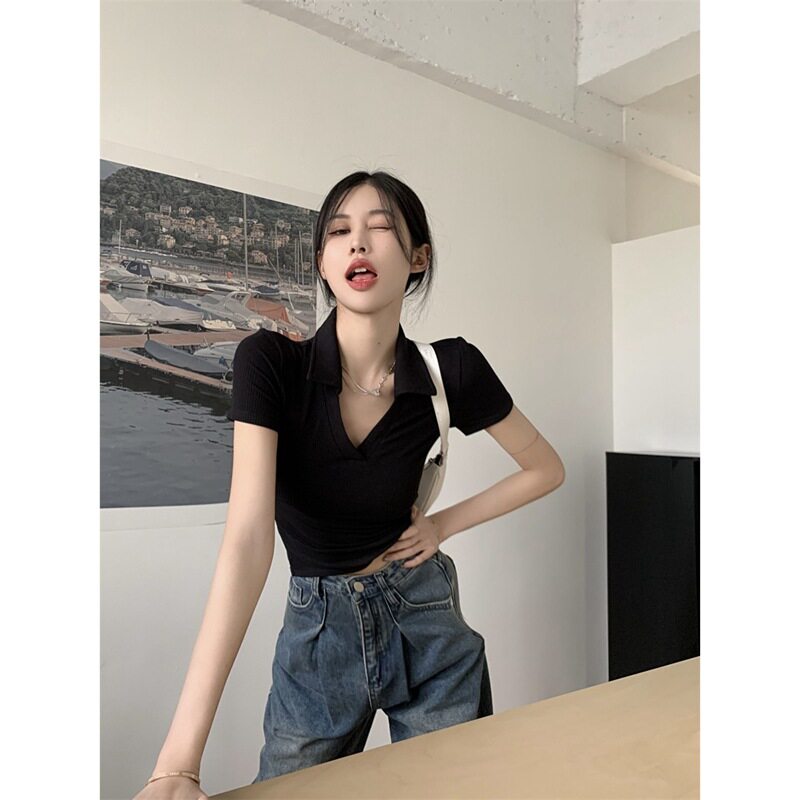 辣妹修身V领短袖针织T恤女夏季设计感短款露脐显瘦黑色打底上衣潮
