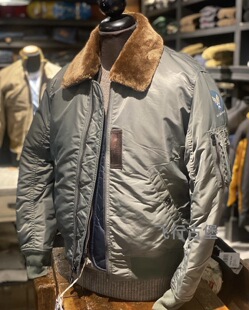 纯色B-15C飞行服夹克 真毛领可拆卸欧码宽松棉服军事风外套棉衣