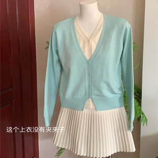 Chestnut 3.6 20:00春季miu系高级感撞色百搭假两件V领针织开衫