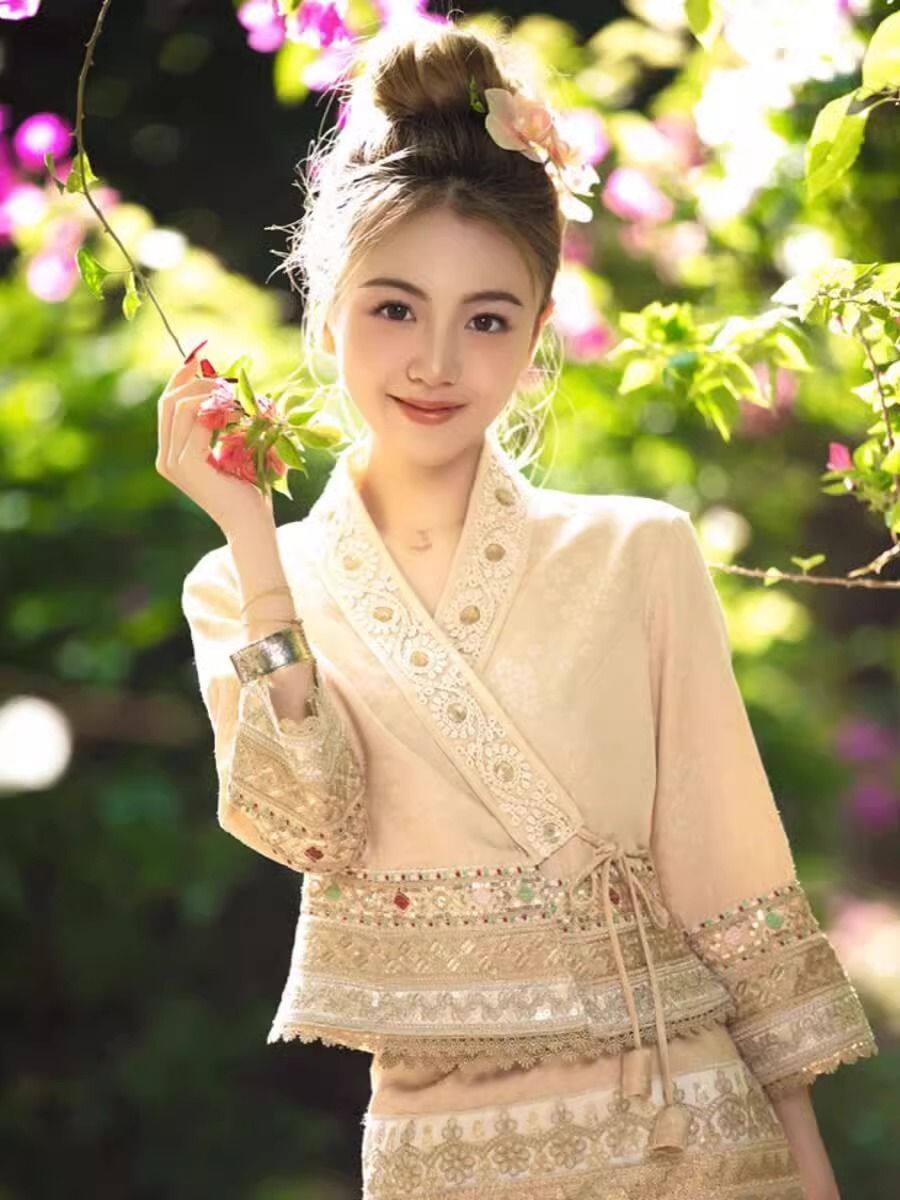 西双版纳傣族民族风服装小众设计感女装连衣裙小个子穿搭一整套装