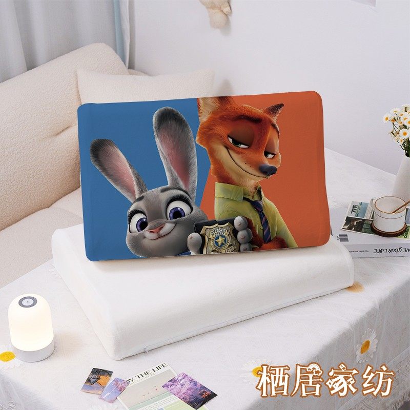 卡通风兔子警官朱迪尼克印花牛奶绒乳胶枕头套30x50cm柔软可机洗.