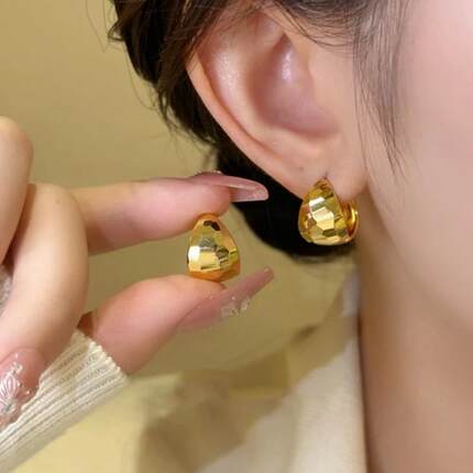 金色立体切面水滴耳扣女2024年新款潮气质小众百搭设计感耳环耳饰