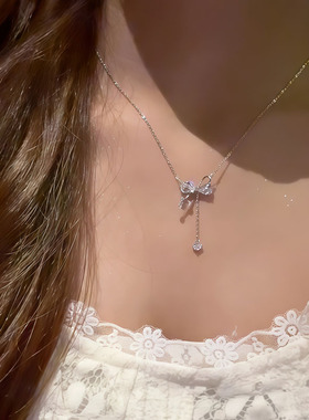 银色锆石蝴蝶结吊坠项链女