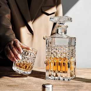 欧式风格水晶玻璃威士忌酒杯子酒瓶刻花洋酒杯烈酒杯酒樽酒具套装