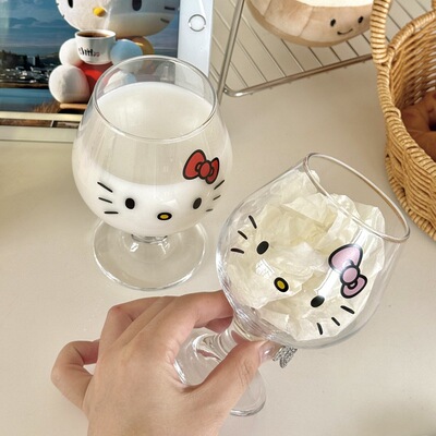 ins风啤酒杯凯蒂猫高脚杯玻璃杯高颜值家用鼓鼓大肚杯女生牛奶杯