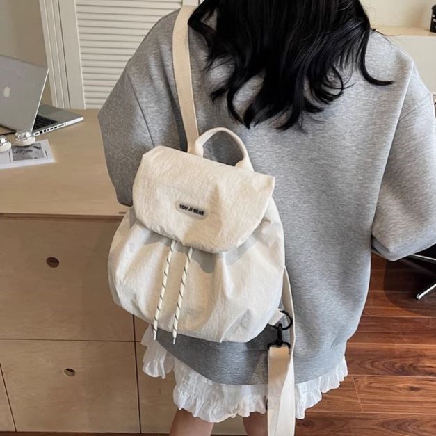 双肩包女旅游轻便高颜值韩系休闲抽绳拼色高级感小众尼龙帆布包