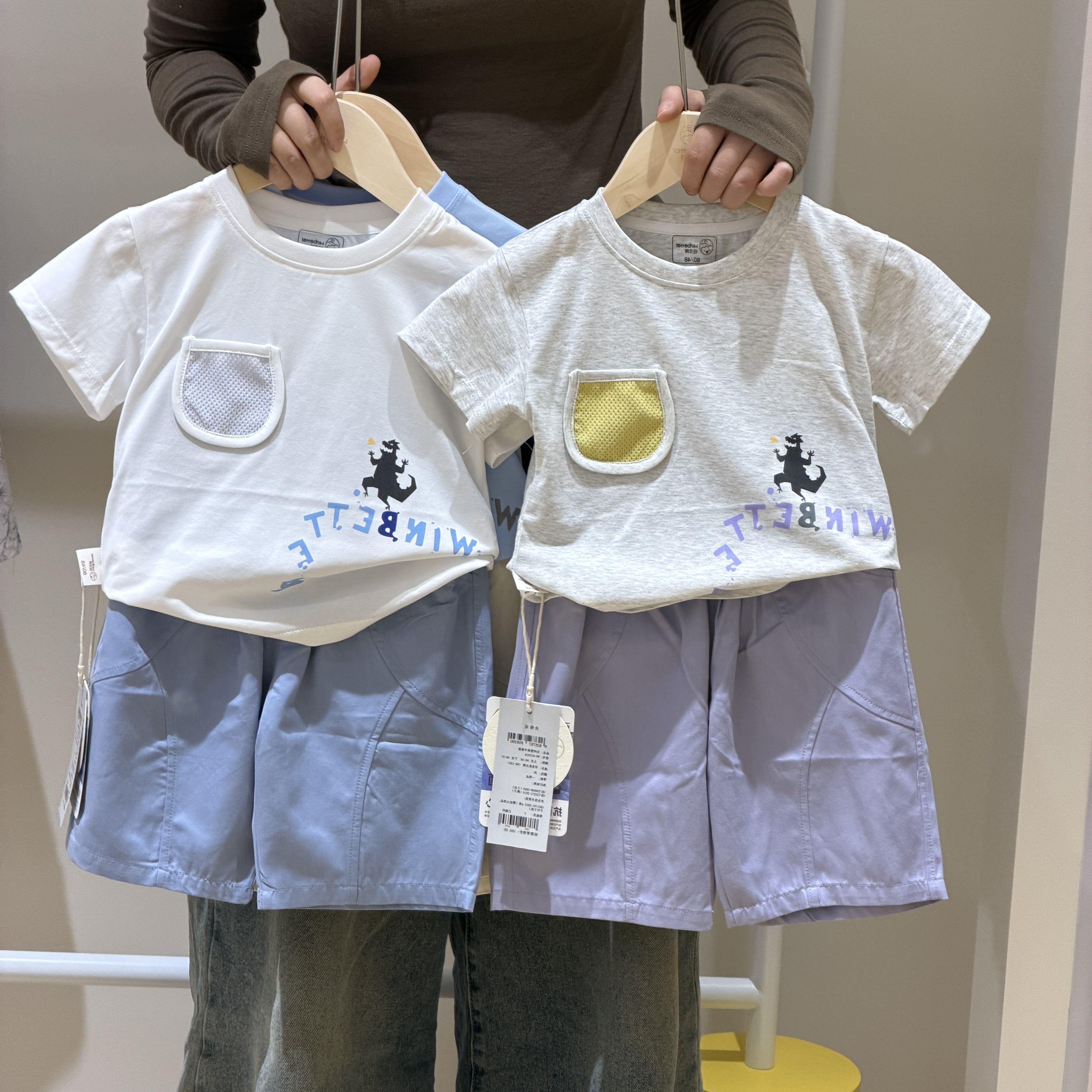 旺贝特夏季新款男童棉质套装尖叫怪兽半袖套装卡通图案夏季套装