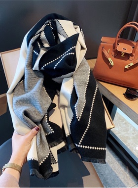 Miss Silas拼色加厚保暖双面两用长款围脖羊绒围巾女冬季披肩外搭