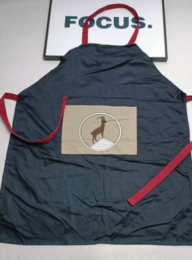 满20元包邮黑红色清洁围裙罩衣