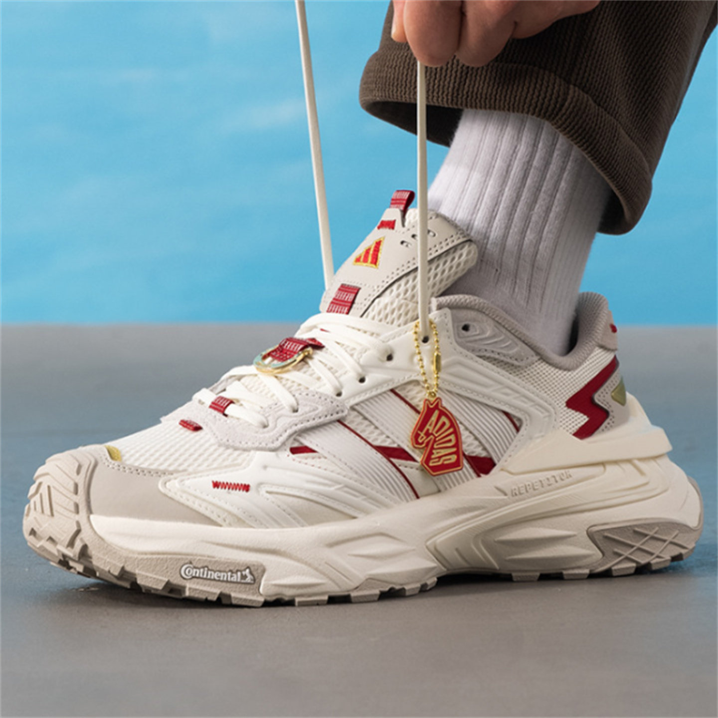 adidas XLG STORM EDGE运动休闲 老爹鞋 男女同款 汉玉白KI1855图片