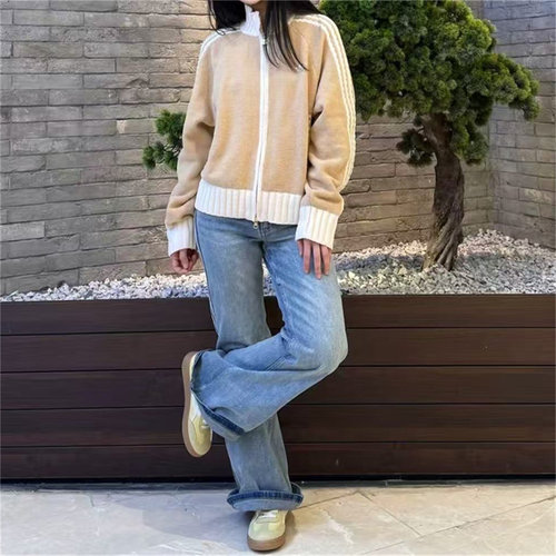 adidas originals W KNIT TRACK柔软舒适条纹休闲夹克 女款KV8866