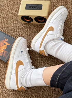 Nike耐克正品女鞋 经典复古小白鞋百搭低帮运动休闲板鞋 FV9952